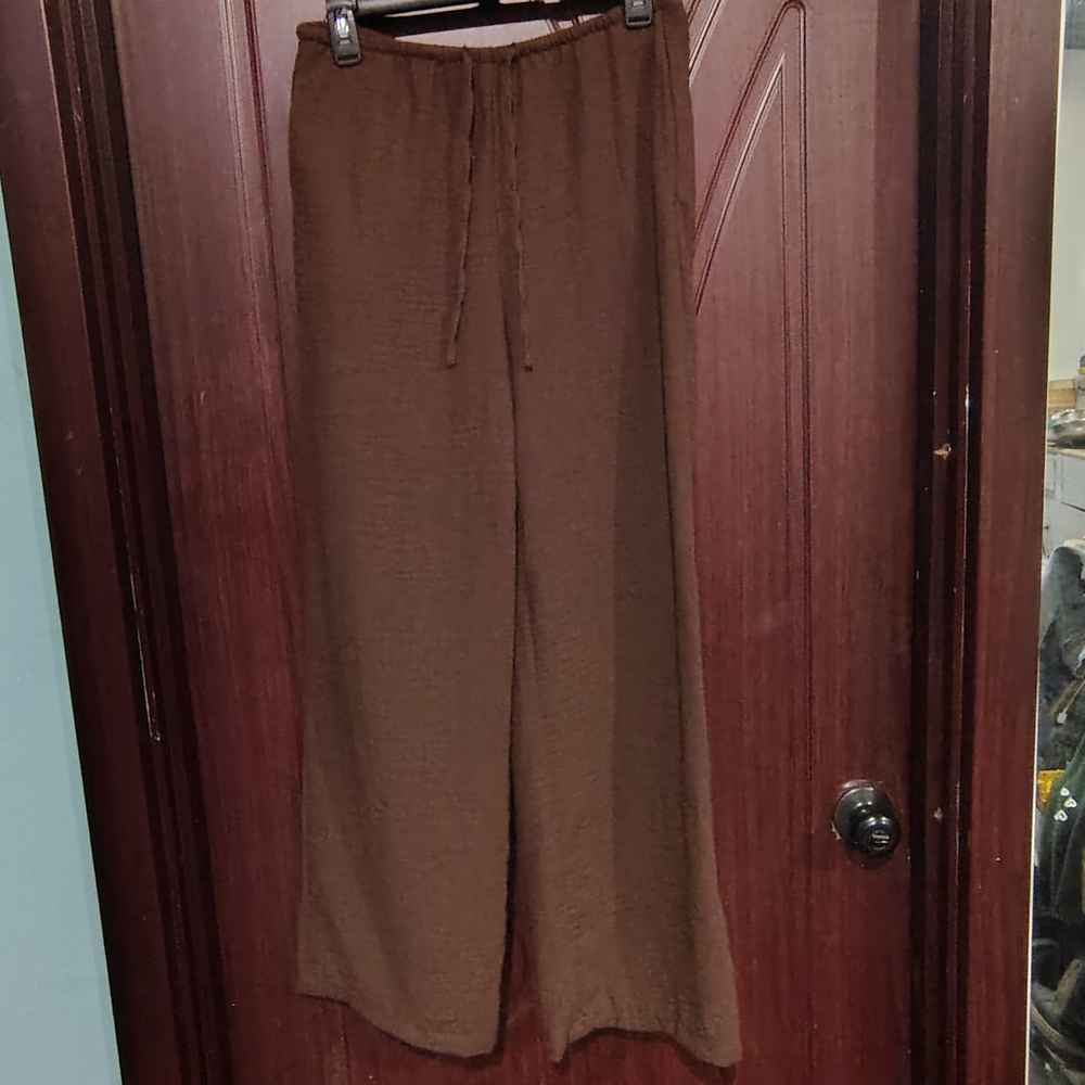 Elegant Wide-Leg Brown Pants
